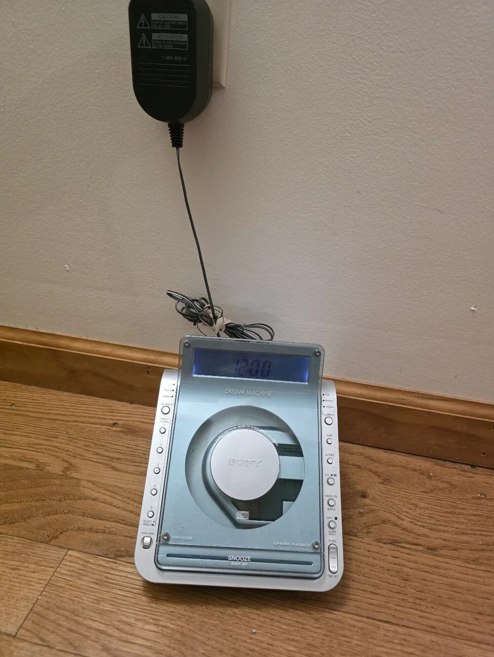 Sony Dream Machine ICF-CD855V AM/FM Clock Radio CD Player Tested Working